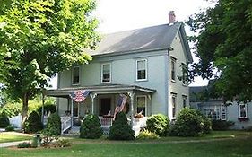 Black Lantern Bed & Breakfast Topsham Me